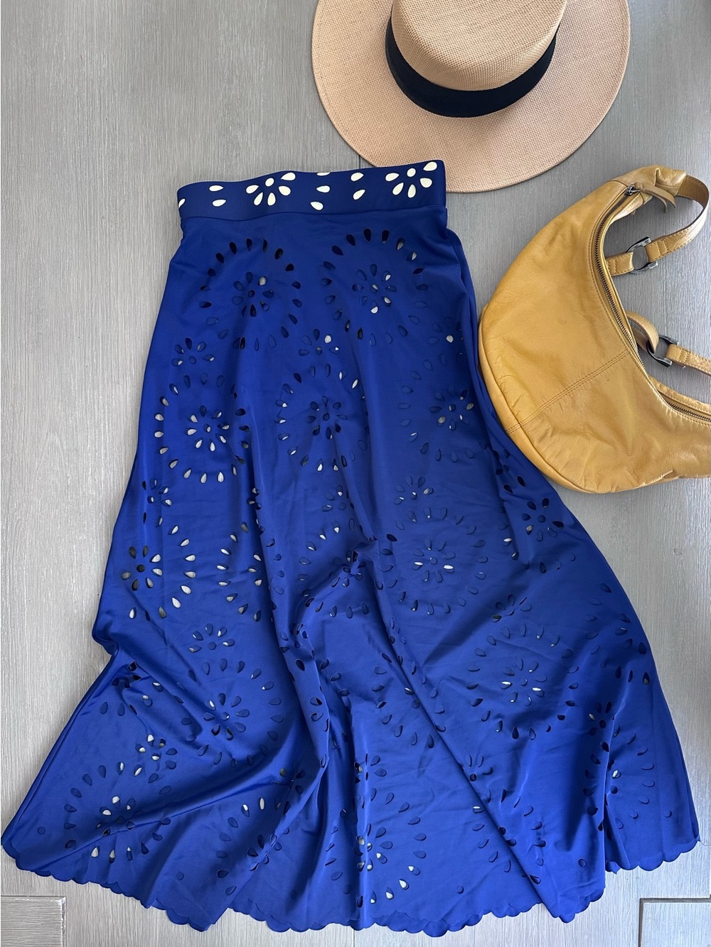 TWO FOR ONE! Women’s Royal Blue Eyelet Swimsuit with matching Skirt Cover Up - Picture 2 of 11